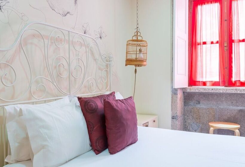 اتاق کلاسیک, The Poets Inn