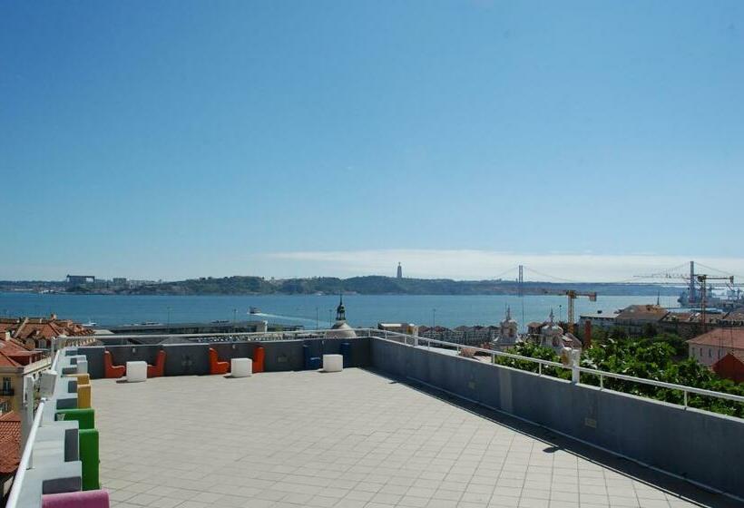 تختخواب در اتاق مشترک, Lisb'on Hostel