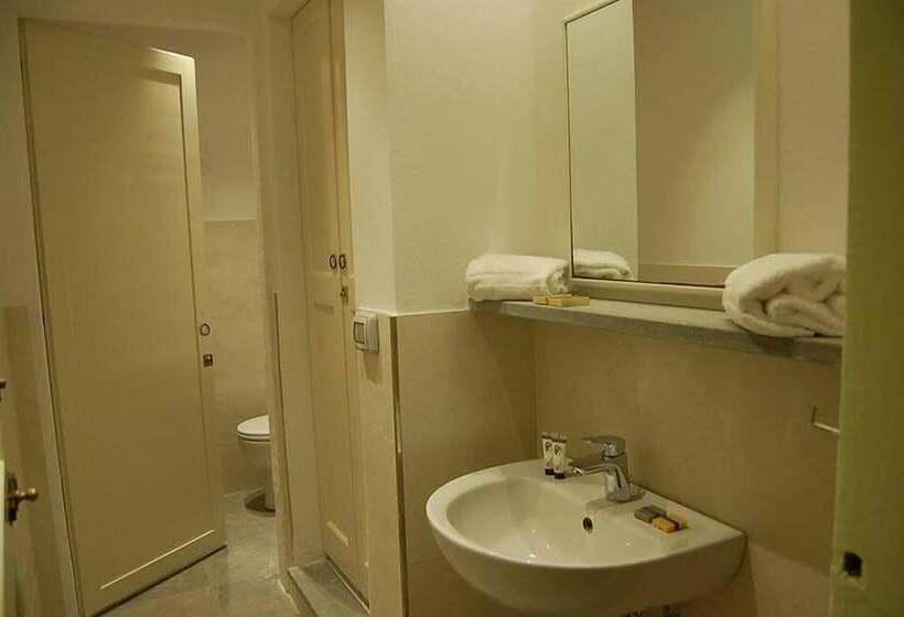 共用房间的床, Ostello Del Bigallo   Bigallo Hostel