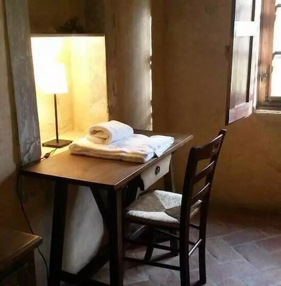 スタンダードルーム, Ostello Del Bigallo   Bigallo Hostel