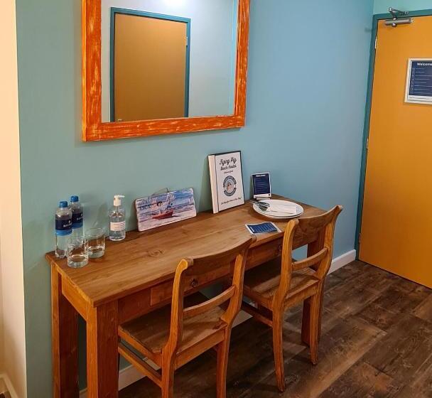 标准间, The Flying Pig Beach Hostel