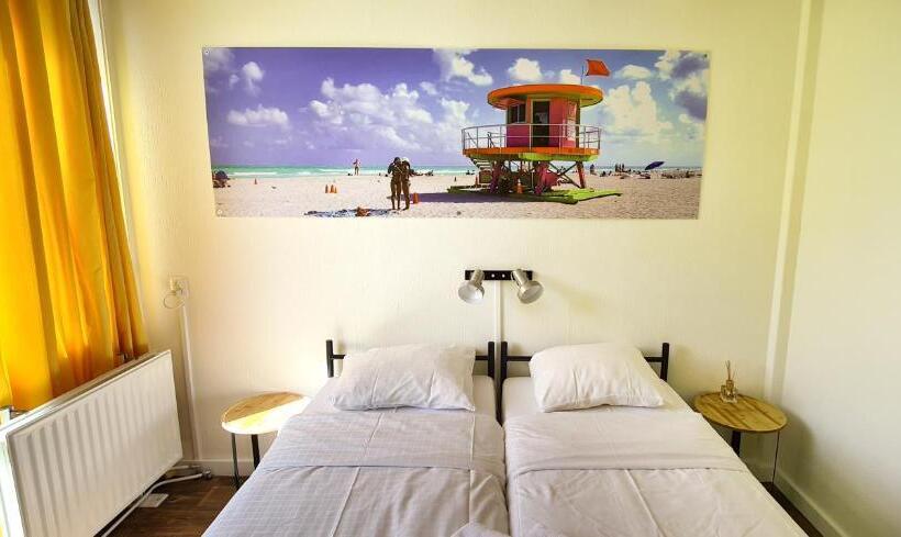 标准间, The Flying Pig Beach Hostel