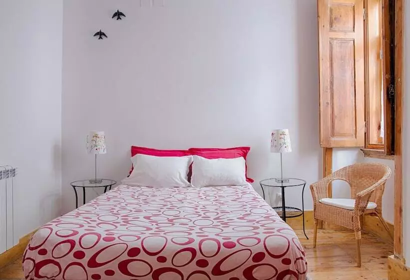 اتاق استاندارد, This Is Lisbon Hostel