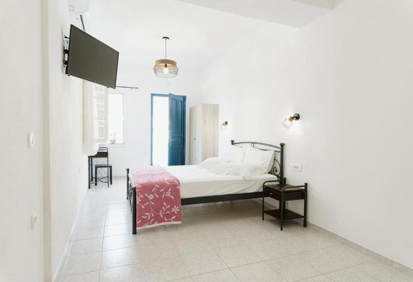 חדר סטנדרט נוף לבריכה, Villa Limnes