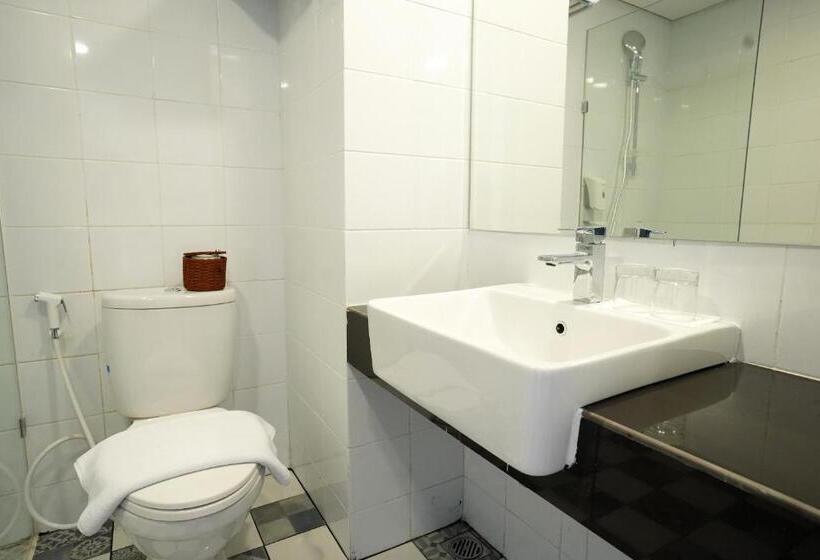 디럭스 룸 킹사이즈 침대, Coffee Hotel Ayola Dolok Sanggul