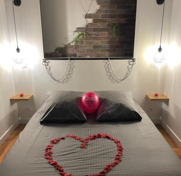 Люкс Повышенной Комфортности, La Suite Grenoble Spa Jacuzzi Et Sauna Privatif