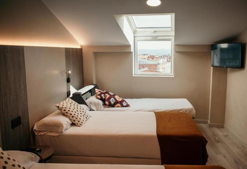 اتاق استاندارد سه نفره, Lux Melide