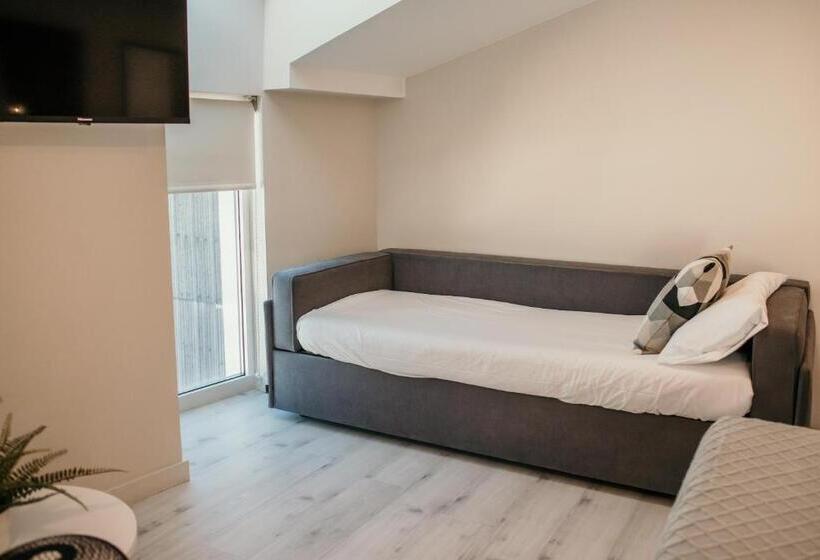 اتاق لوکس, Lux Melide