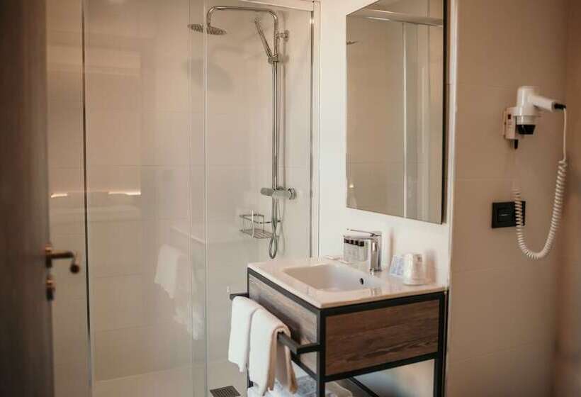 اتاق استاندارد, Lux Melide