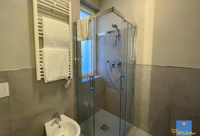 اتاق استاندارد, Florian Home