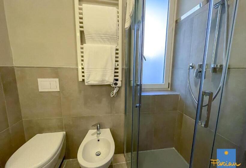 اتاق استاندارد, Florian Home