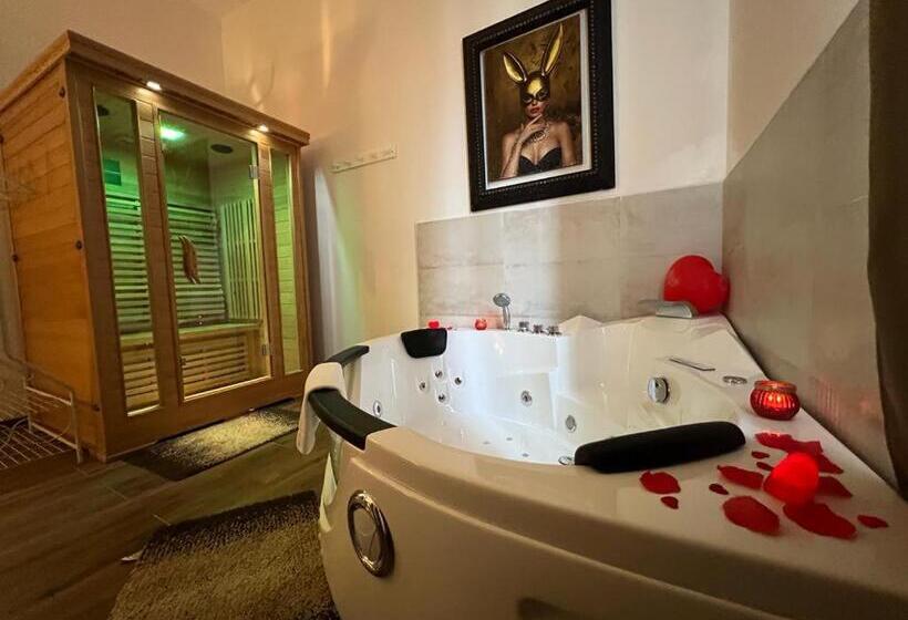 סוויטה עם ג'קוזי, Notte Rosa Suites & Relax