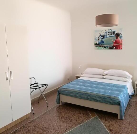 غرفة قياسية رباعية حمام مشترك, Settimo Sole Affitta Camere