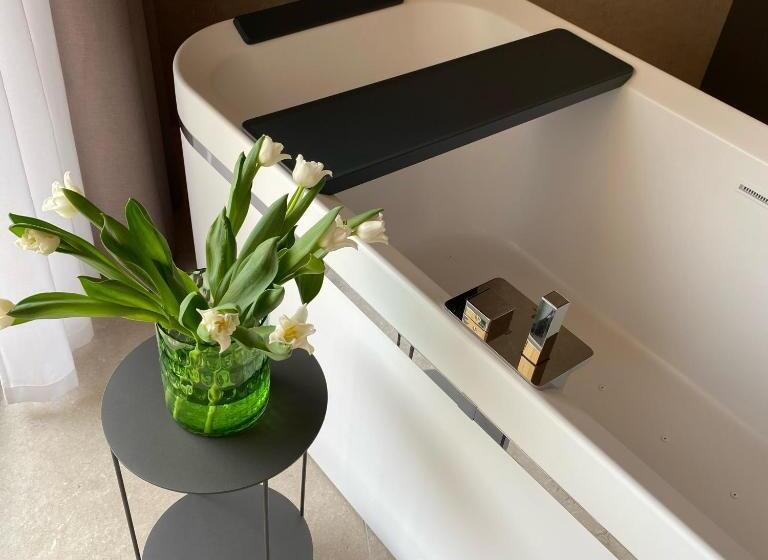 Четырехместный Номер Deluxe, Relais Limonaia   Suites & Garden Spa