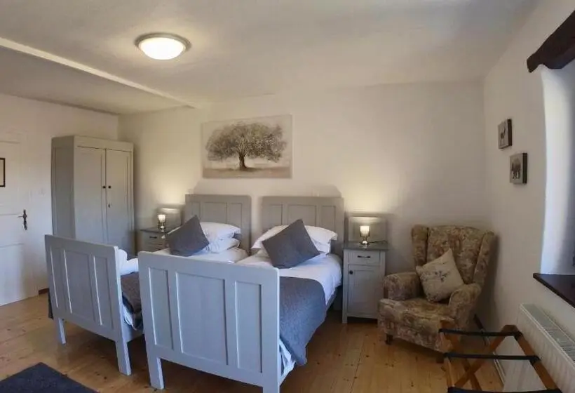 Superior Room with Terrace, Hisa Brdo Guesthouse