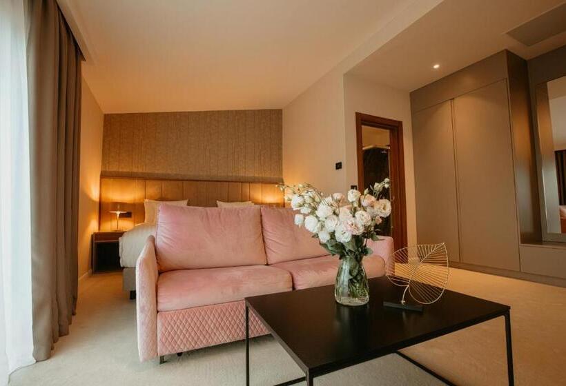 小型套房带阳台, Stein Collection