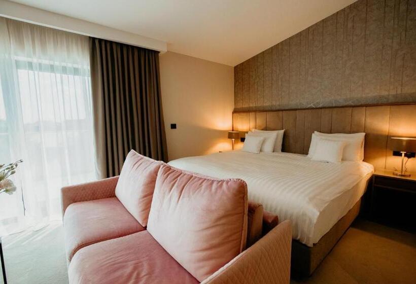 小型套房带阳台, Stein Collection