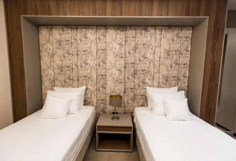 Quarto Classe Business, Stein Collection