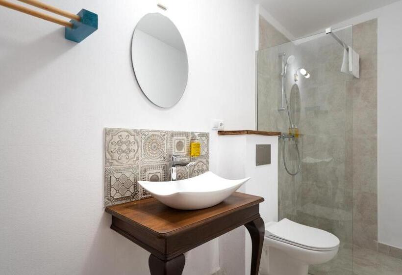 Номер Стандарт Трехместный, Joyard Pensiune & Parc