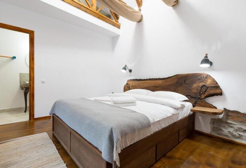 Номер Стандарт Трехместный, Joyard Pensiune & Parc