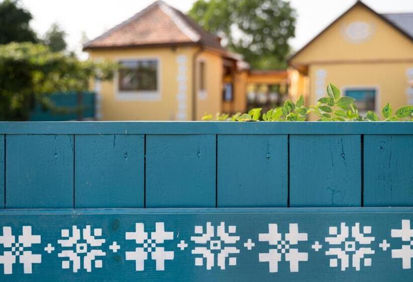 标准间, Joyard Pensiune & Parc