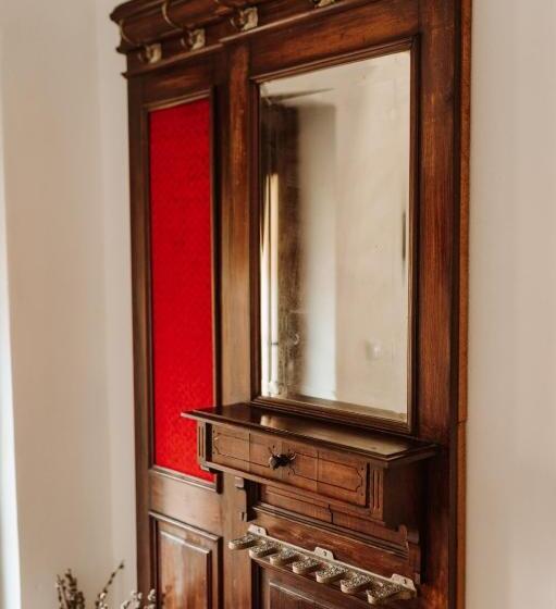 Семейный Номер, Joyard Pensiune & Parc