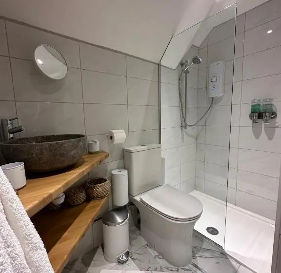 デラックスルーム, Thatchcombe B&b