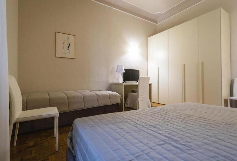 اتاق استاندارد سه نفره, Hortensia Garden