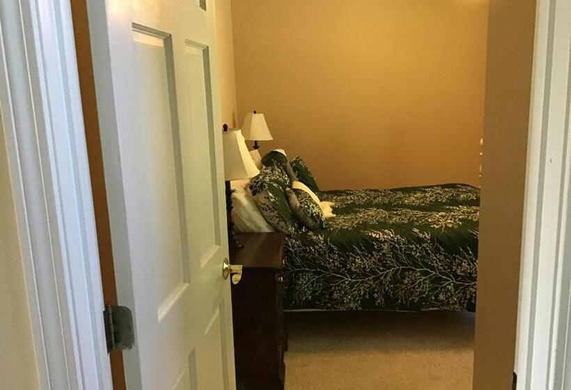 اتاق استاندارد, Welcome Hikers, Bikers, Boaters N Trailers Etc Plenty Of Private Parking