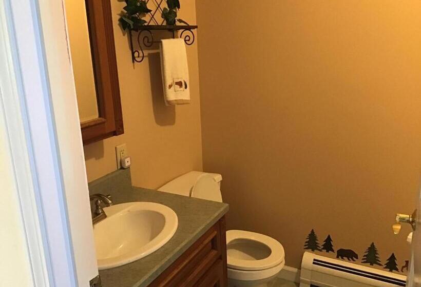 اتاق استاندارد, Welcome Hikers, Bikers, Boaters N Trailers Etc Plenty Of Private Parking