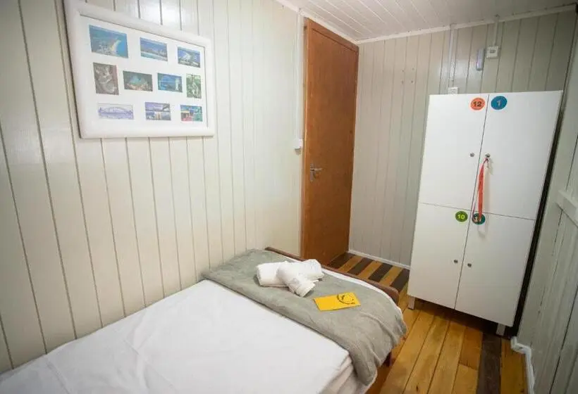バスルーム共有のシングルスタンダード, Hostel Butiá