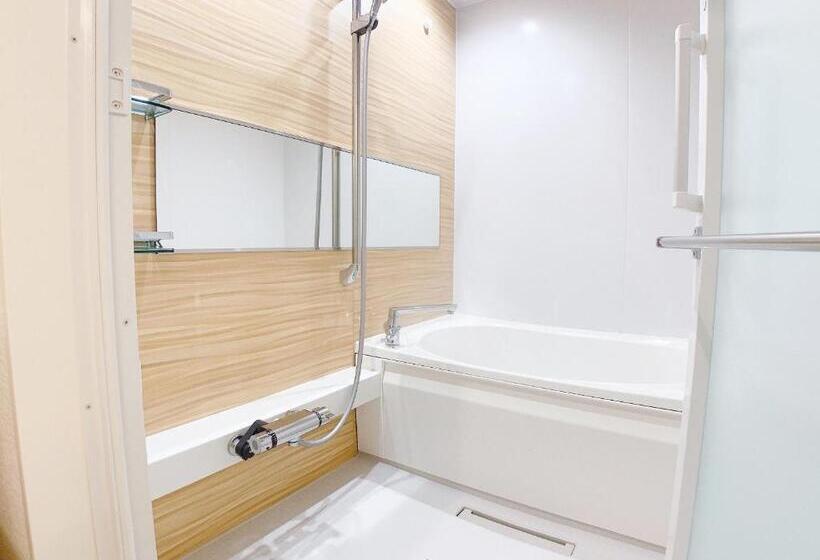 Quarto Superior Quádruplo, Cla Ss Hiroshima Tokaichi