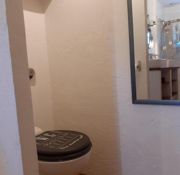 マウンテンビュースタンダードルーム, Dacamaloya