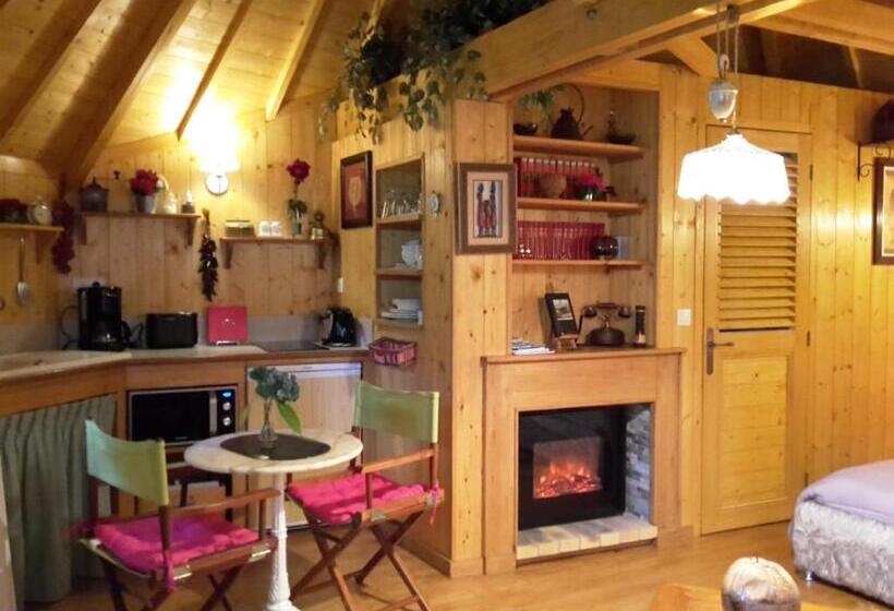 小室, La Cabane De Cécile La Hutte