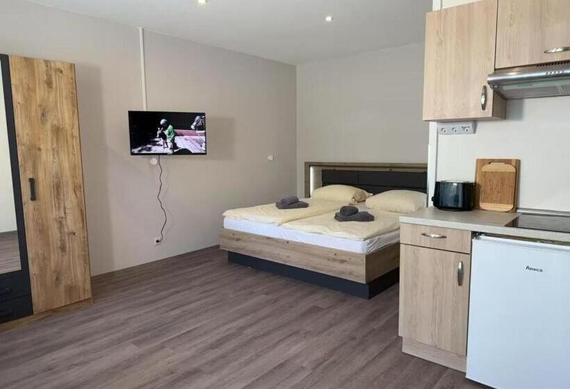 Номер Стандарт, Gästehaus Lietzow & Störtebeker Camp