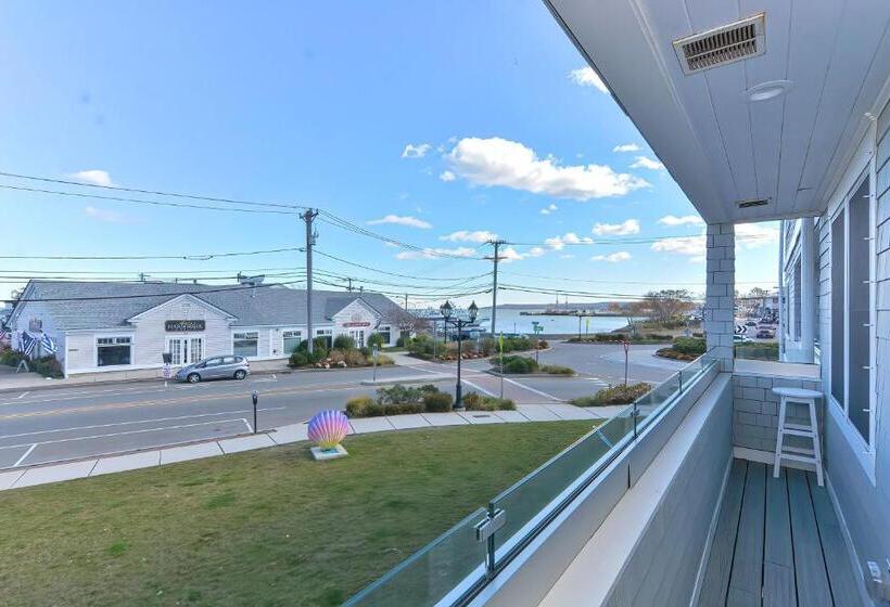 סוויטת דלוקס נוף לים, Harbourtown Suites On Plymouth Harbor