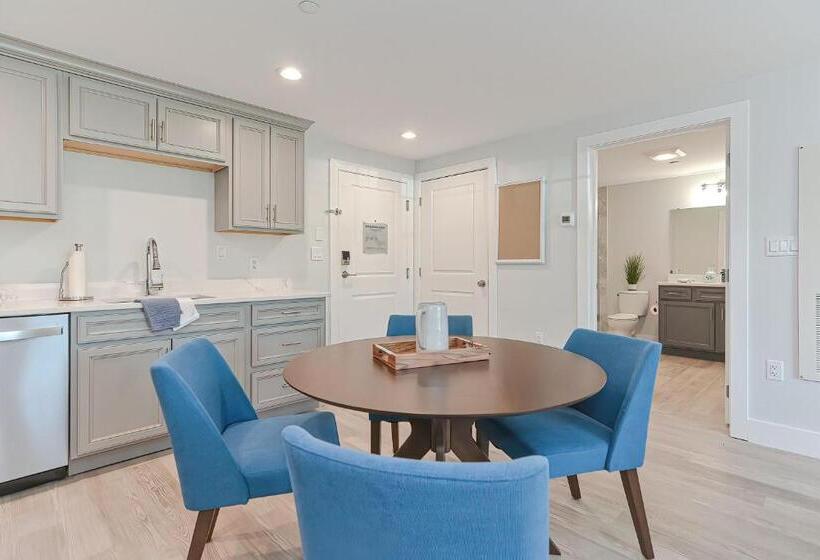 סוויטה דלוקס, Harbourtown Suites On Plymouth Harbor