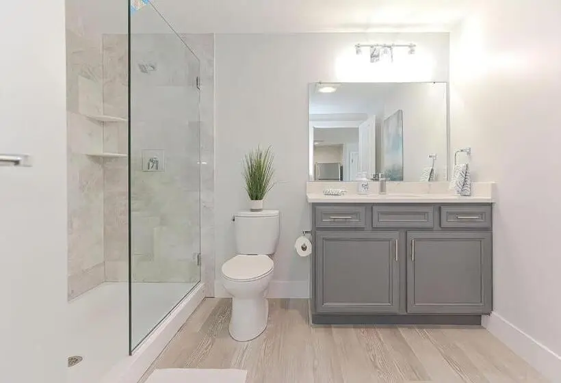 デラックススイート, Harbourtown Suites On Plymouth Harbor