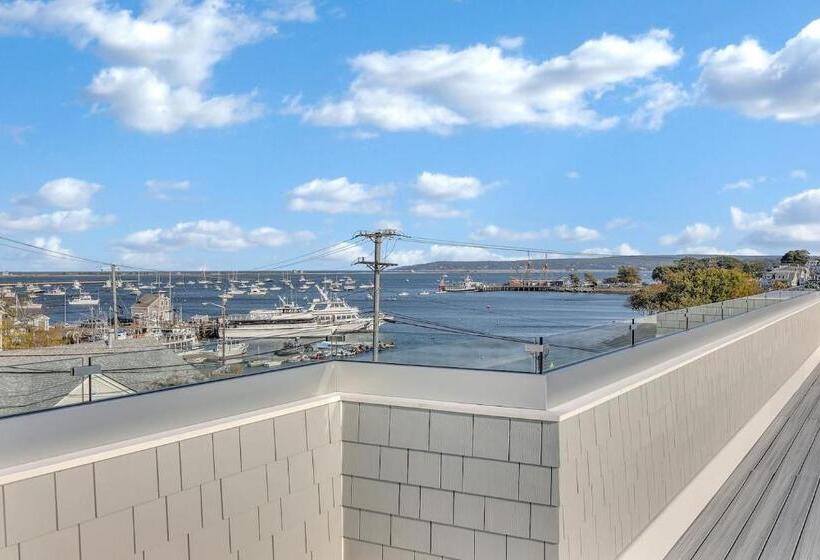 סוויטת סופריור נוף לים, Harbourtown Suites On Plymouth Harbor