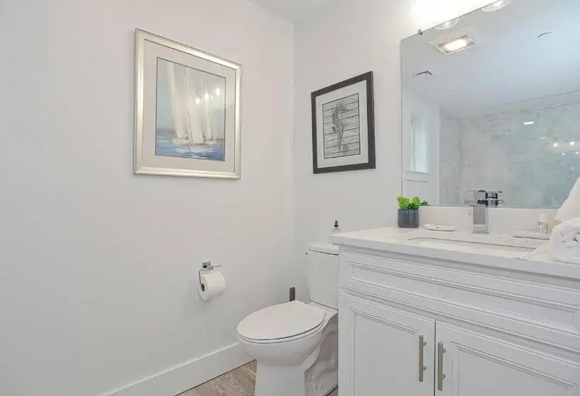 オーシャンビュースーペリアースイート, Harbourtown Suites On Plymouth Harbor