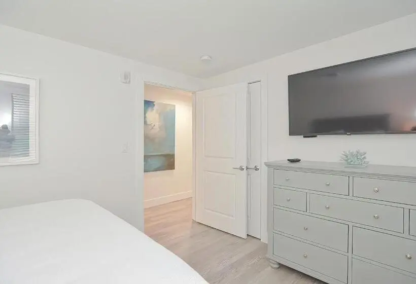 オーシャンビュースーペリアースイート, Harbourtown Suites On Plymouth Harbor