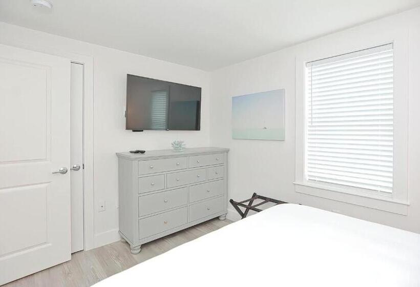 Люкс Superior Вид на Море, Harbourtown Suites On Plymouth Harbor