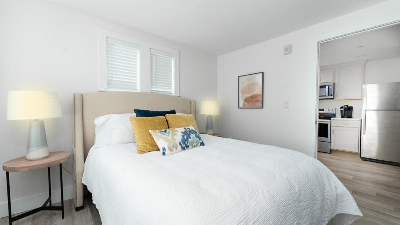 Президентский Люкс, Harbourtown Suites On Plymouth Harbor