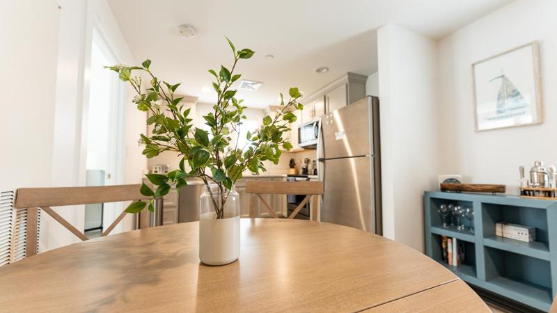 Президентский Люкс, Harbourtown Suites On Plymouth Harbor