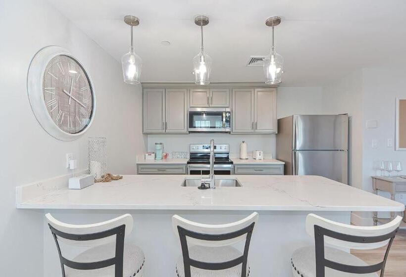 סוויטת דלוקס נוף לים, Harbourtown Suites On Plymouth Harbor