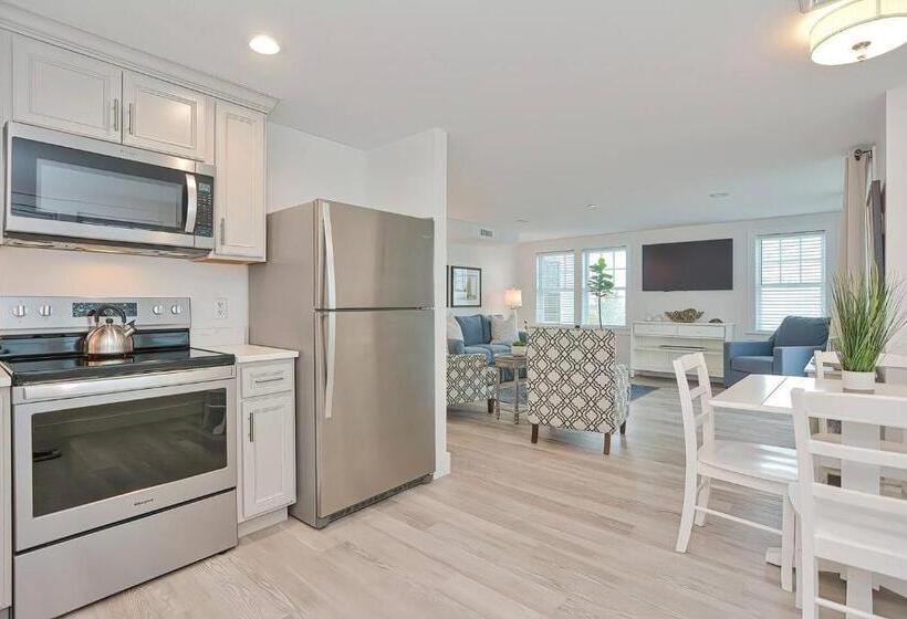 סוויטת סופריור נוף לים, Harbourtown Suites On Plymouth Harbor