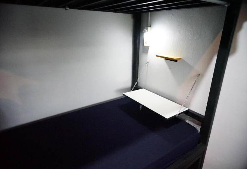Cama em Quarto Compartilhado, Lala Hostel