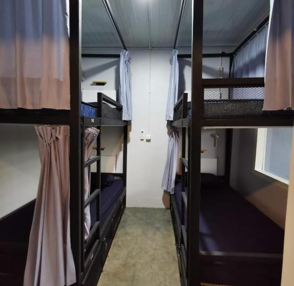 מיטה בחדר משותף, Lala Hostel