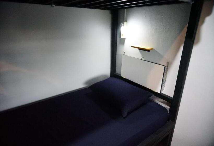 מיטה בחדר משותף, Lala Hostel