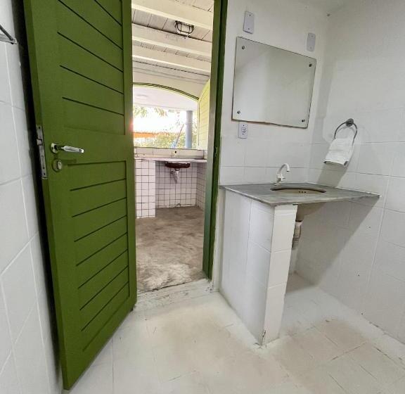 سوییت با چشمانداز باغ, Padang Hostel